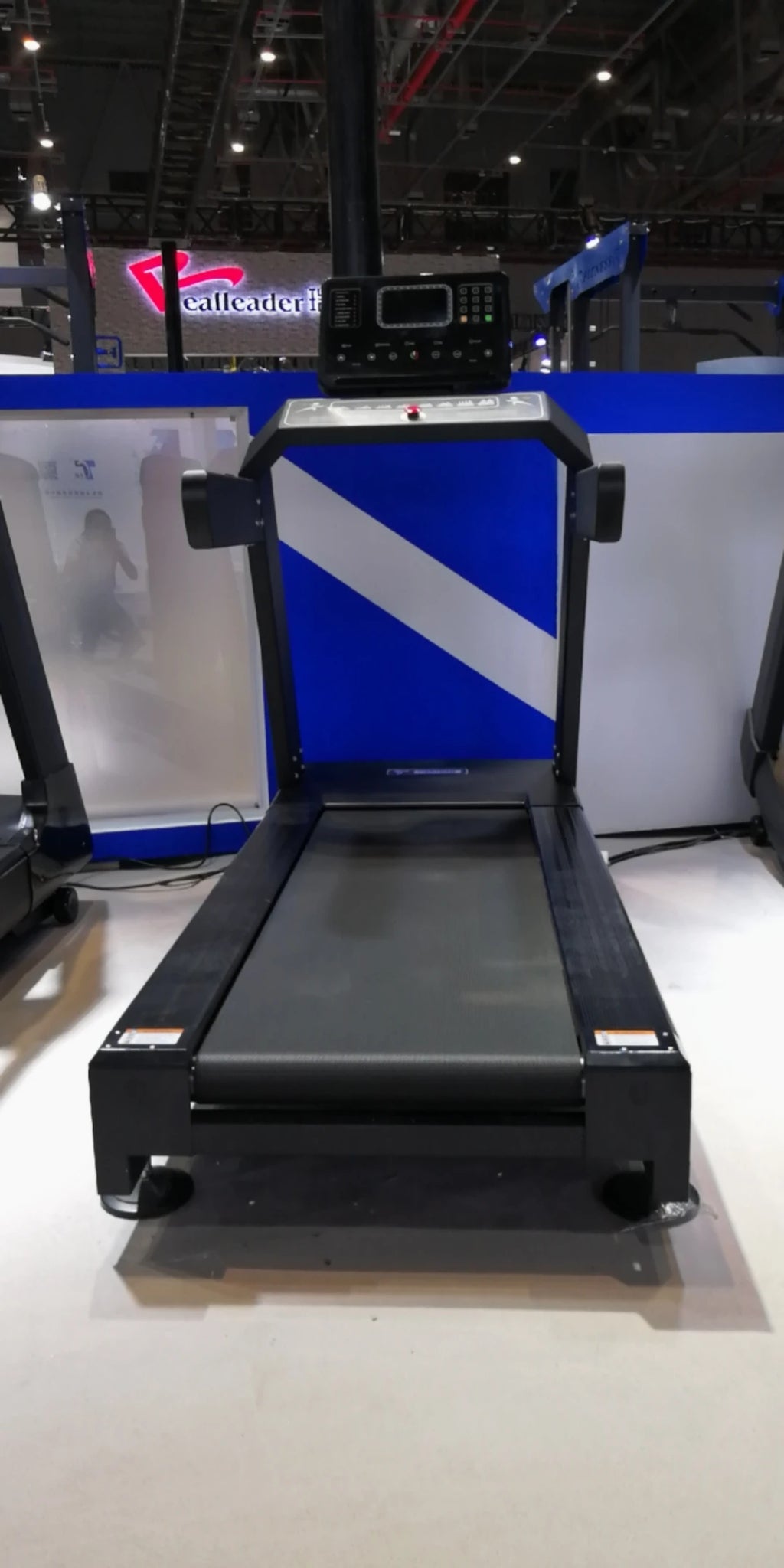 Commercial Treadmill With LED Display For Home And Gym Use